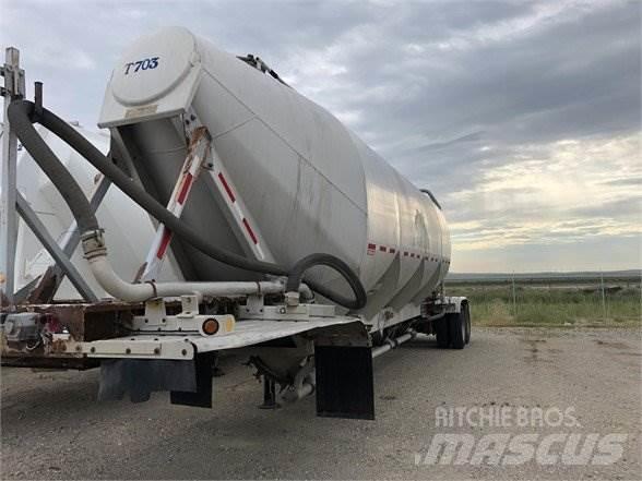 Fruehauf APX9 1525 油罐半挂车