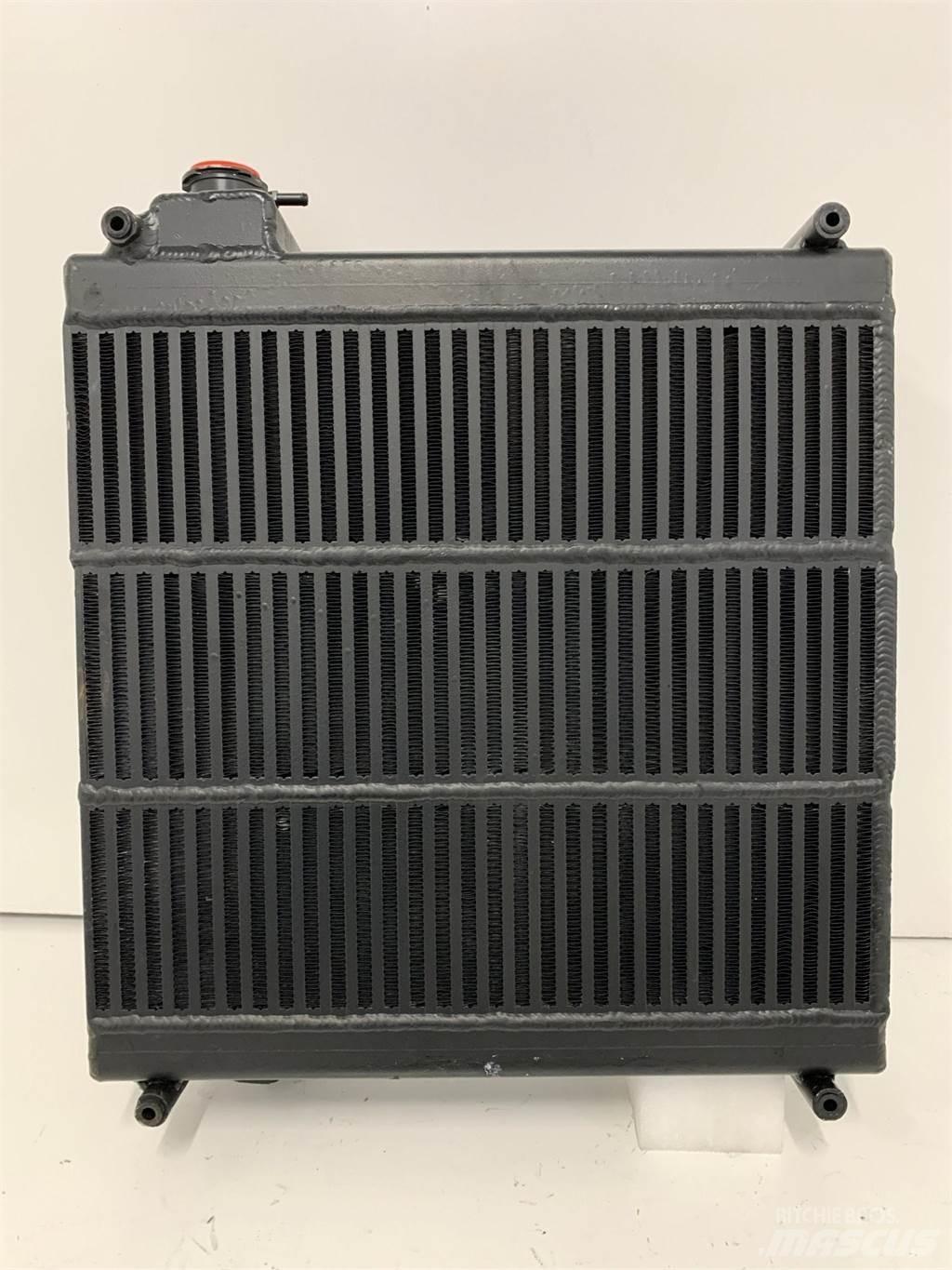 CASE  散热器