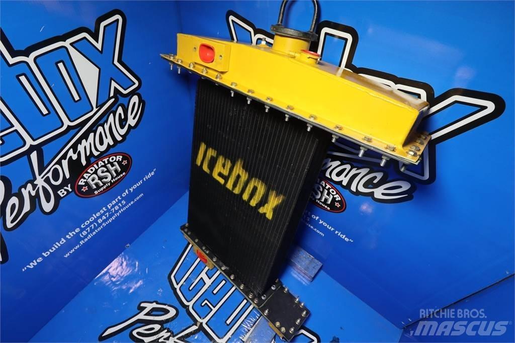 CAT D5B 散热器
