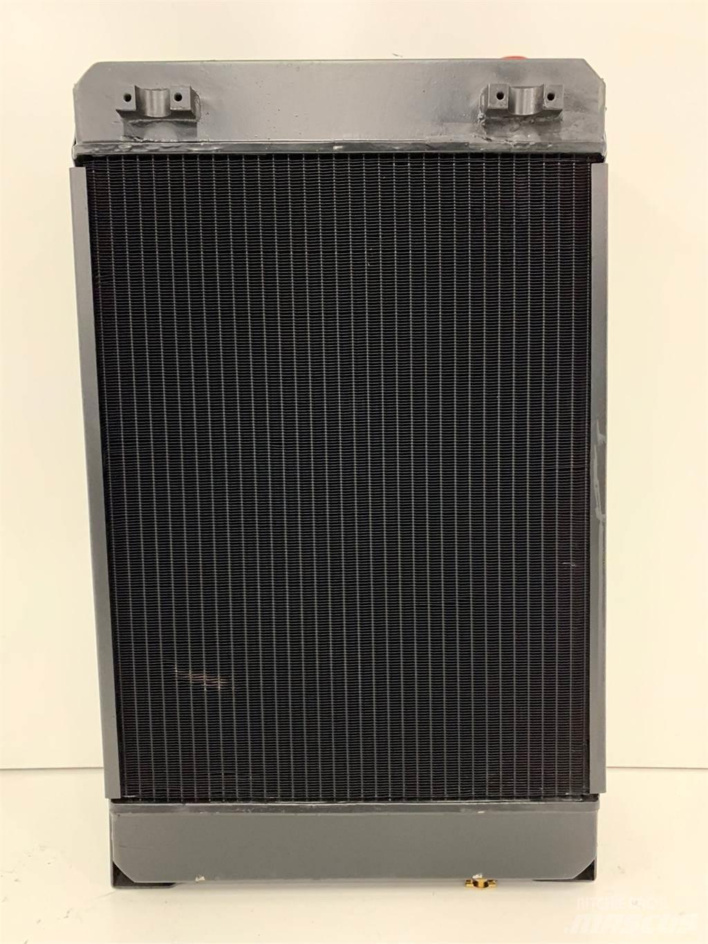 CAT D5C 散热器