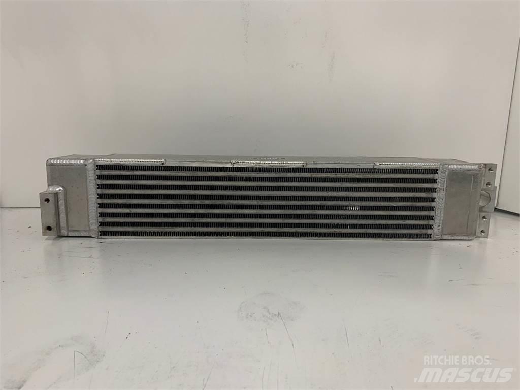 CAT D6D 散热器