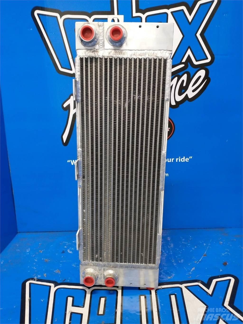 CAT TL642 散热器