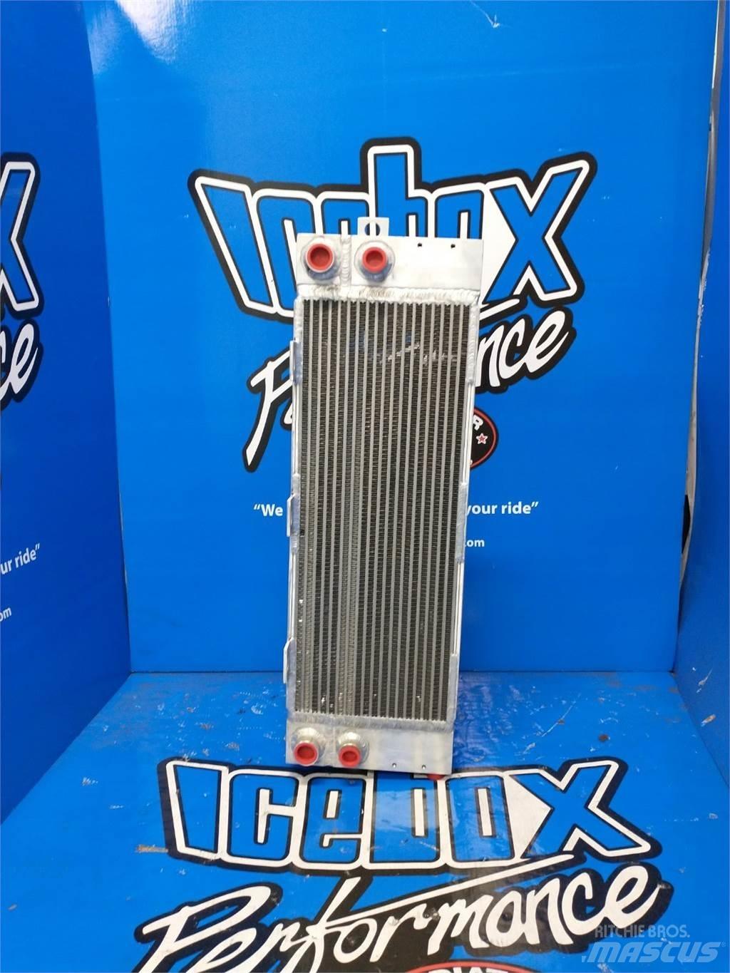 CAT TL642 散热器