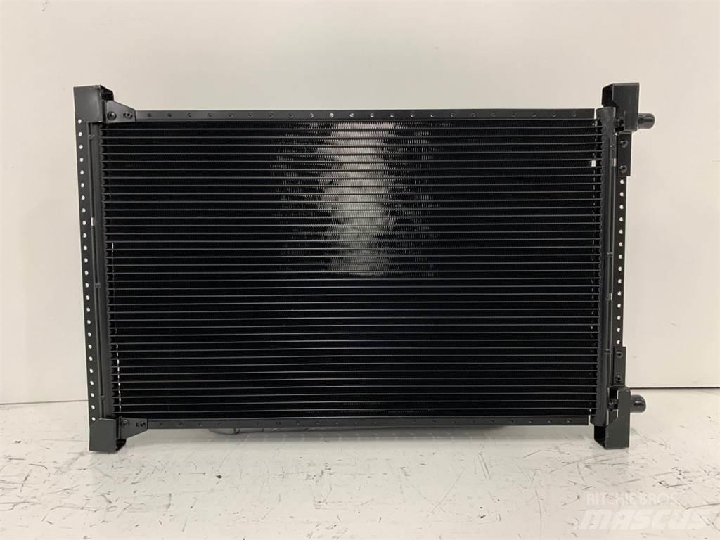Volvo WX 散热器