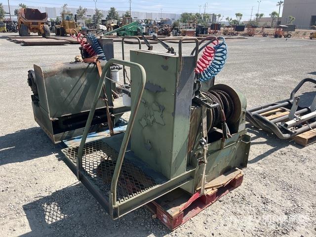  Winch 吊车起重机、绞车吊货机和物料升降机