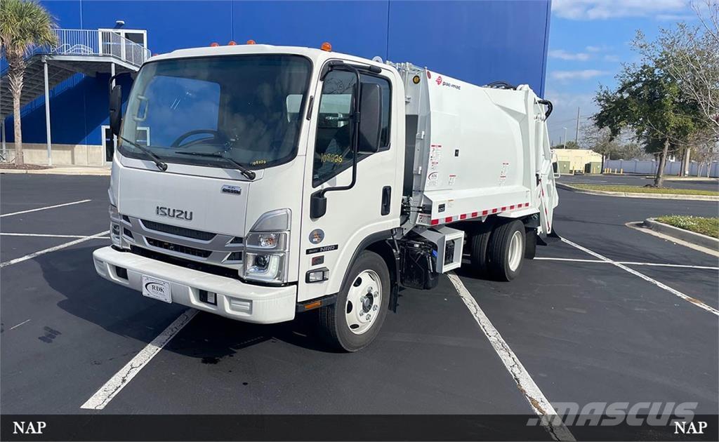 Isuzu NRR 垃圾车