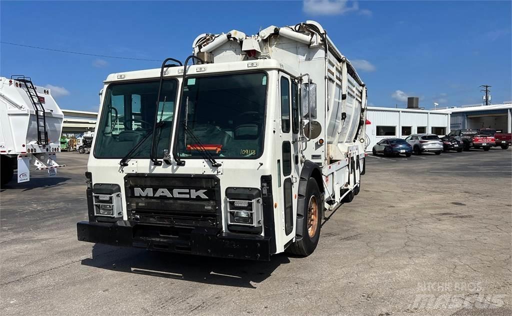 Mack LR613 垃圾车