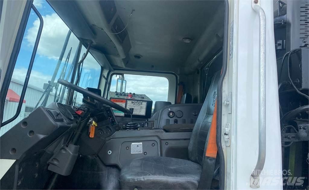 Mack MRU 垃圾车