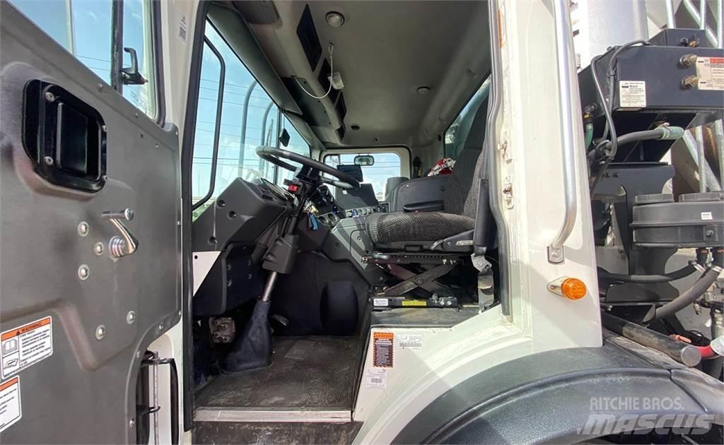 Mack TE64 垃圾车