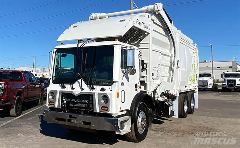 Mack TERRAPRO 垃圾车