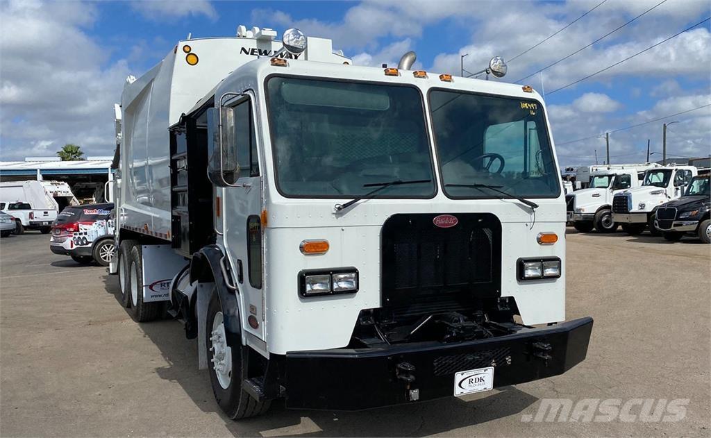 Peterbilt 320 垃圾车