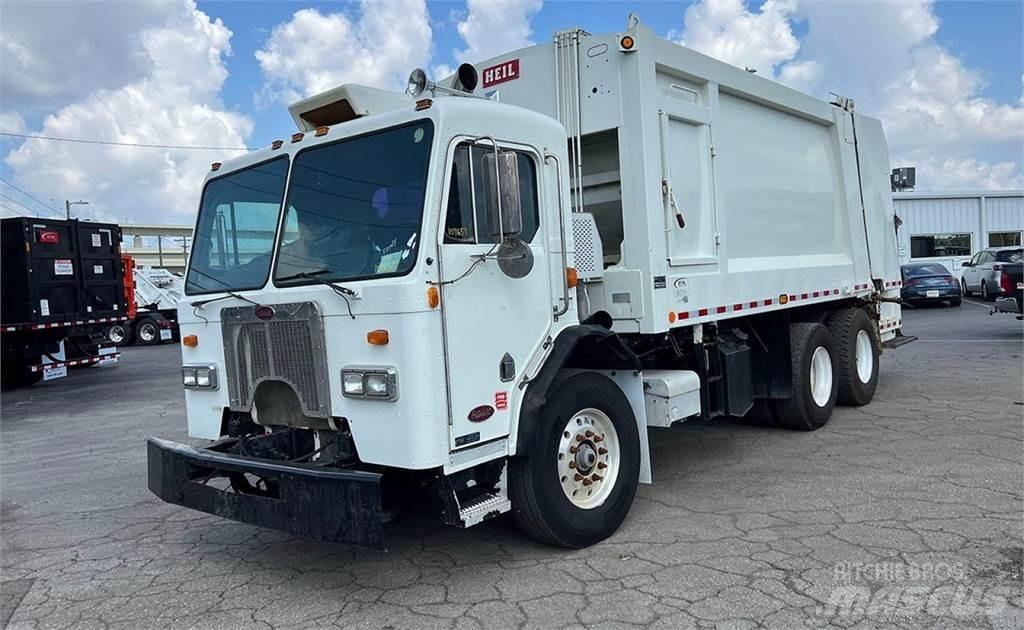 Peterbilt 320 垃圾车