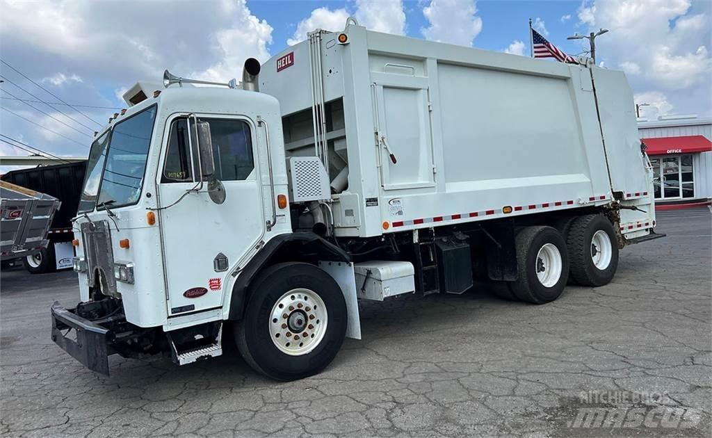 Peterbilt 320 垃圾车