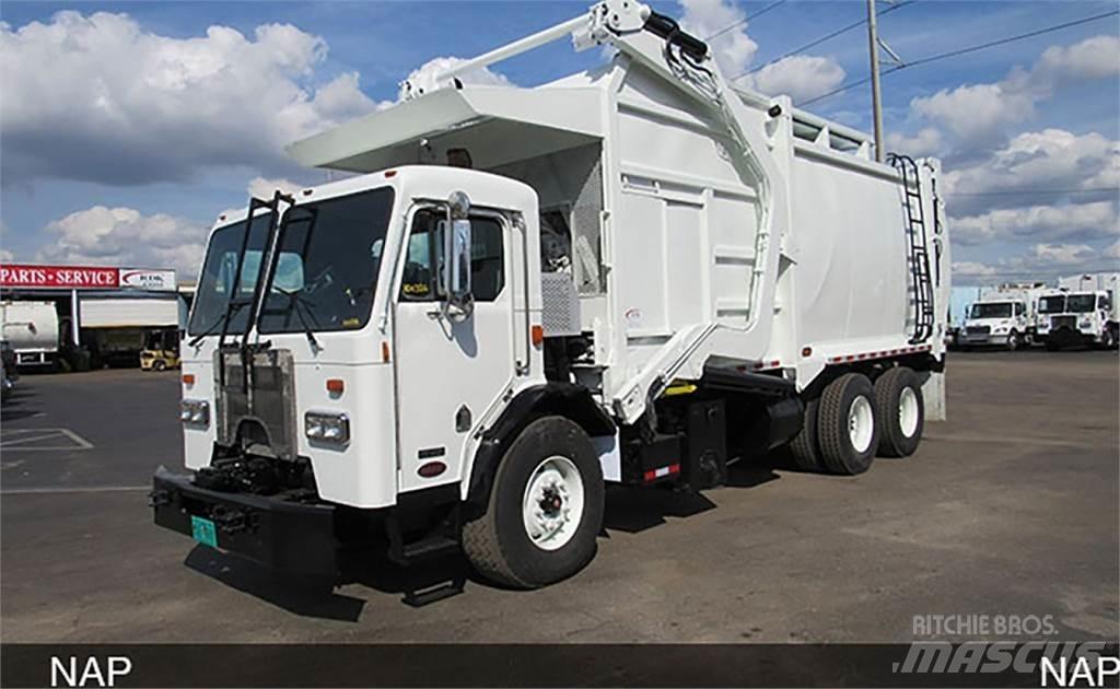 Peterbilt 320 垃圾车