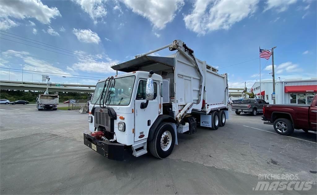 Peterbilt 520 垃圾车