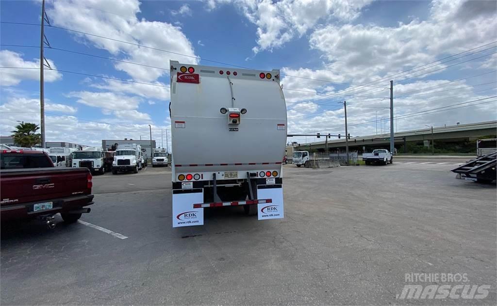 Peterbilt 520 垃圾车