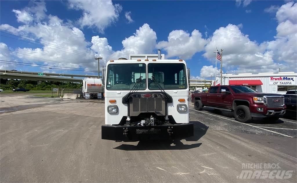 Peterbilt 520 垃圾车
