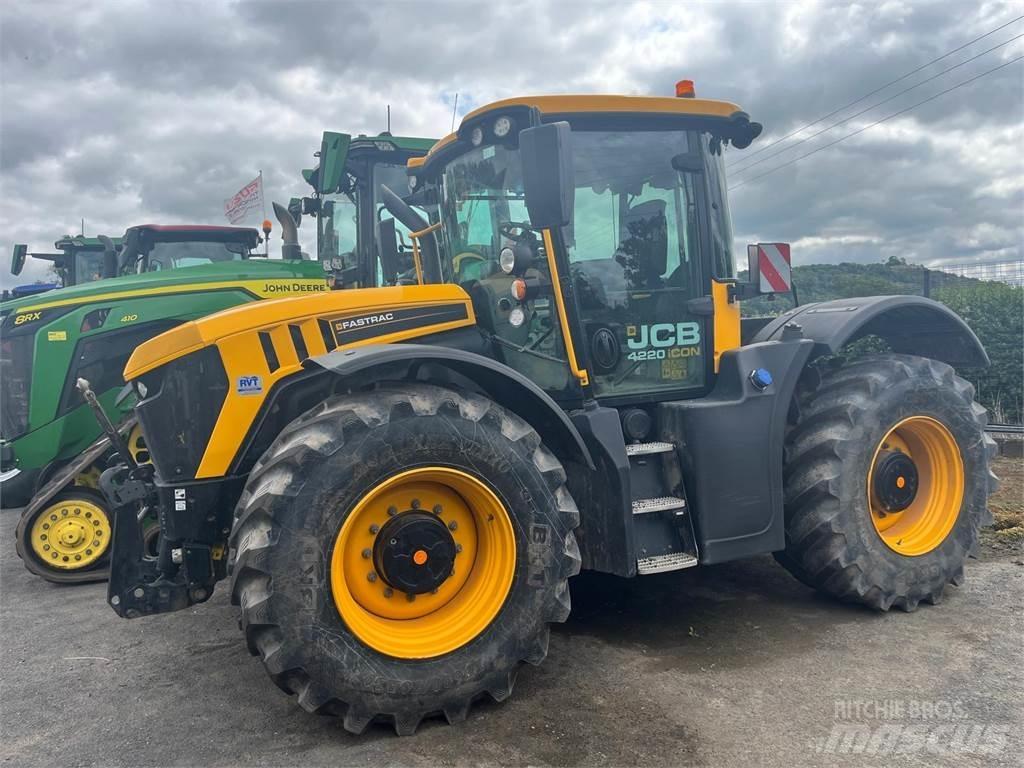JCB 4220 其他畜牧业器械和配件