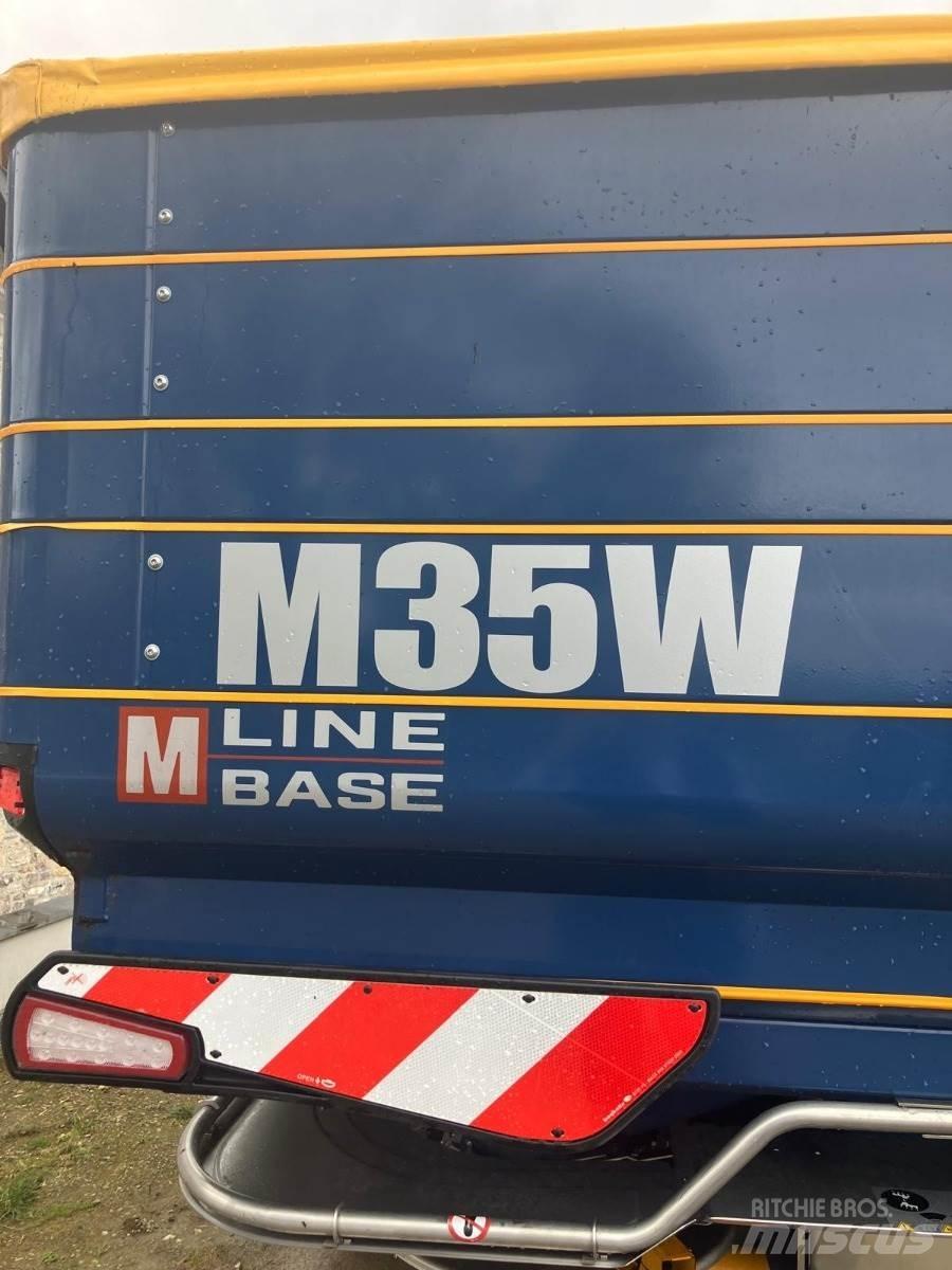 Krm M35W 撒肥机