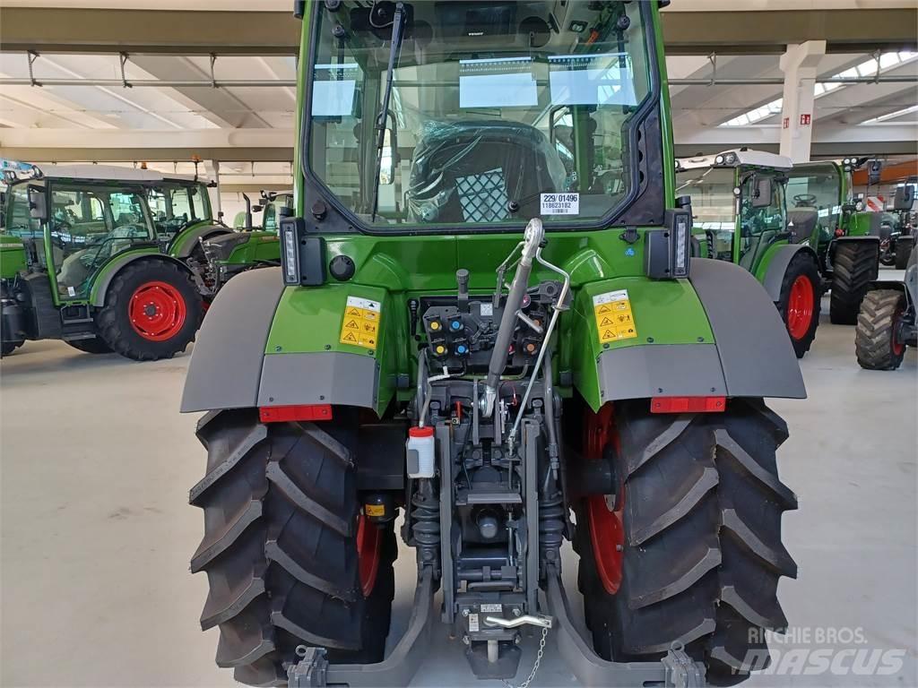 Fendt 211F 拖拉机/农用车