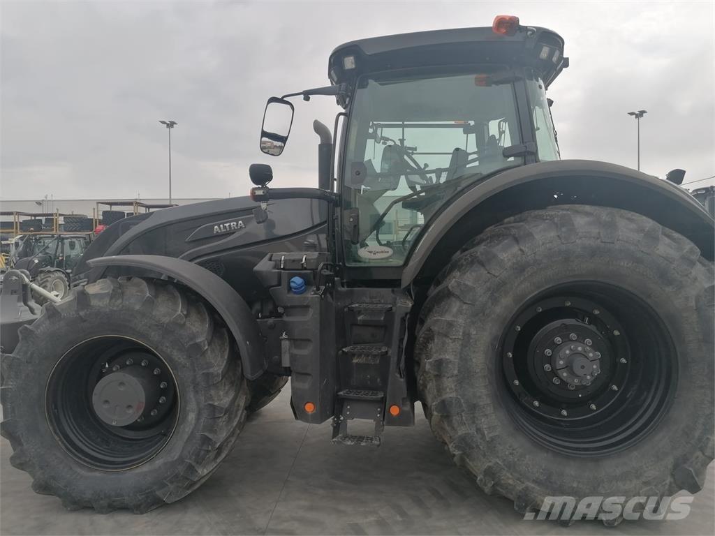 Valtra S324 拖拉机/农用车