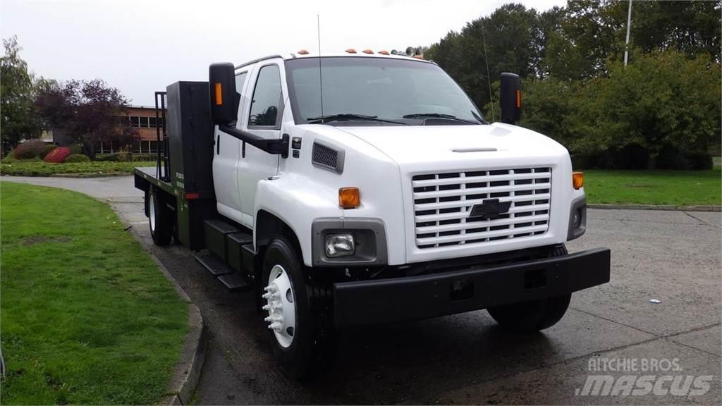 Chevrolet C7500 平板栏板货车