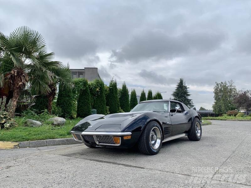 Chevrolet Corvette 汽车