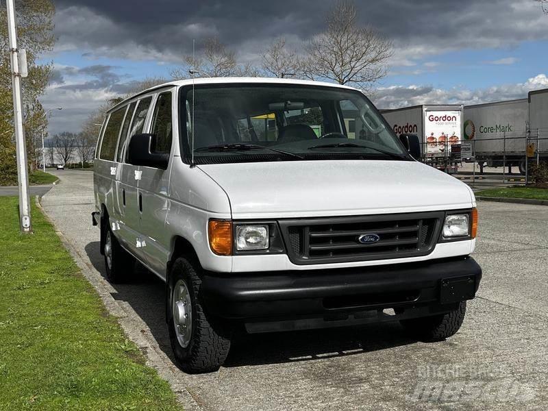 Ford Econoline 汽车