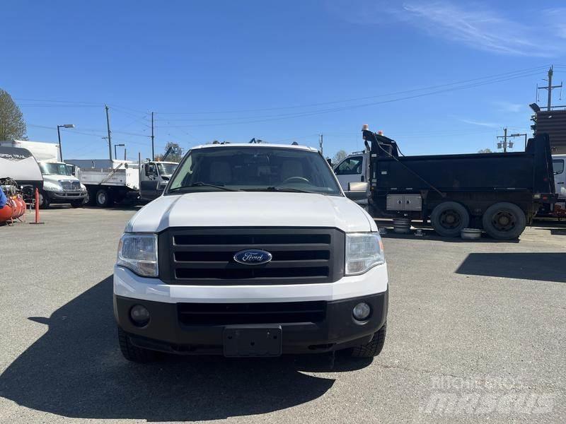 Ford Expedition 汽车
