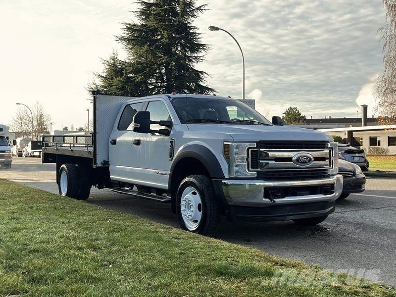 Ford F-450 SD 平板栏板货车