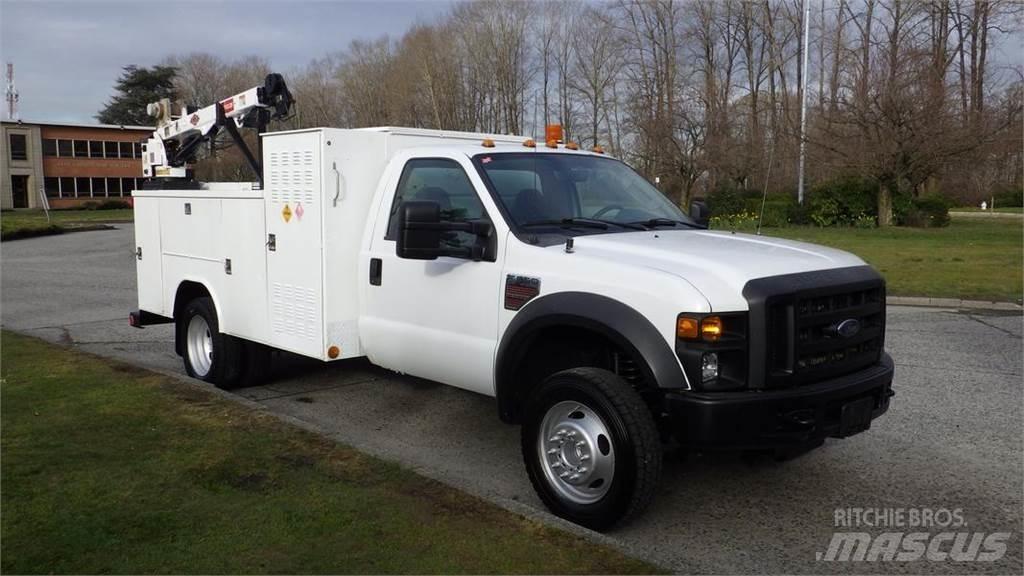 Ford F-550 起重车
