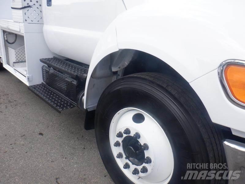 Ford F-750 市政车