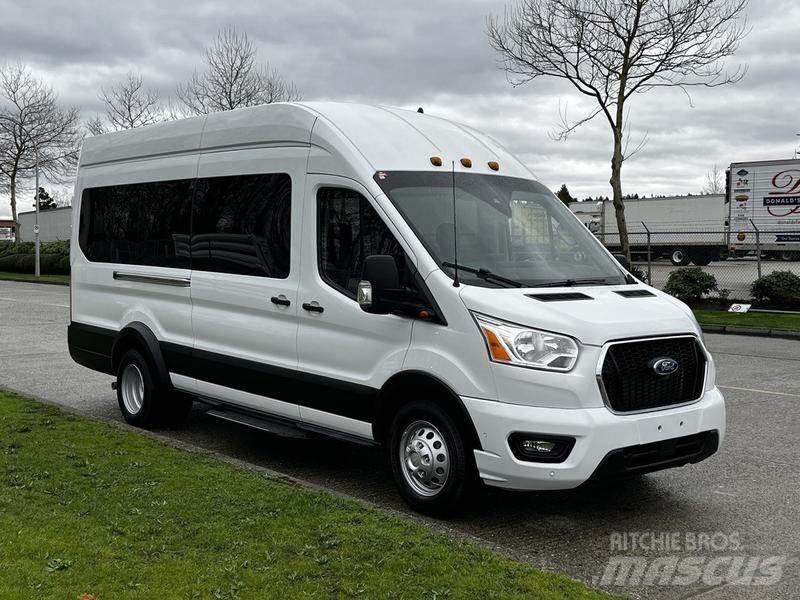 Ford Transit 汽车