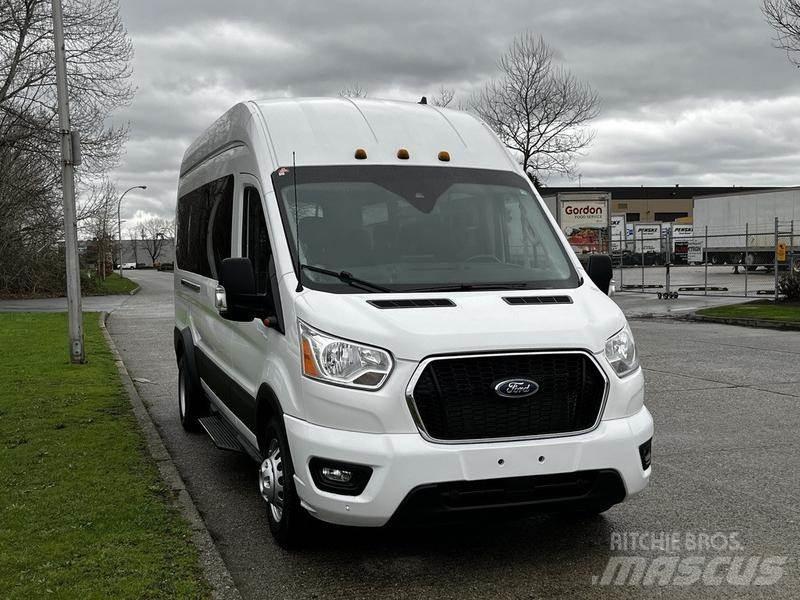 Ford Transit 汽车