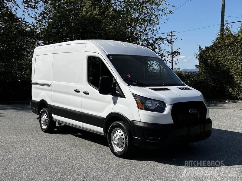Ford Transit 大型面包车