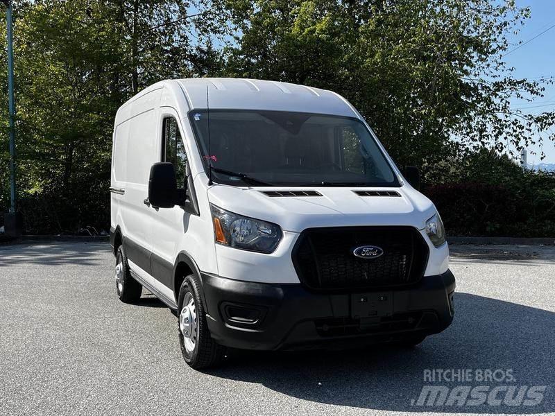 Ford Transit 大型面包车