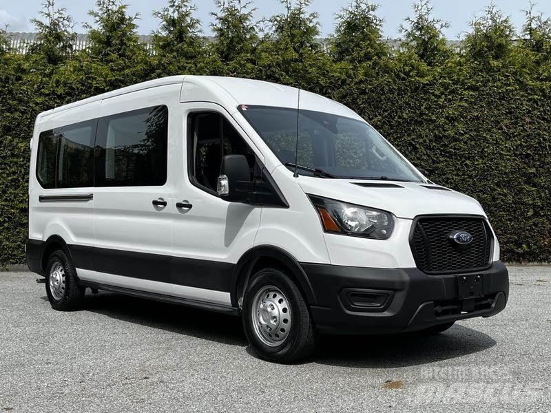Ford Transit 汽车