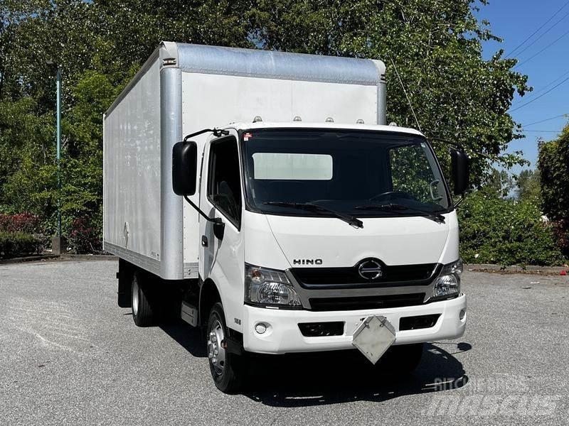 Hino 155 大型面包车
