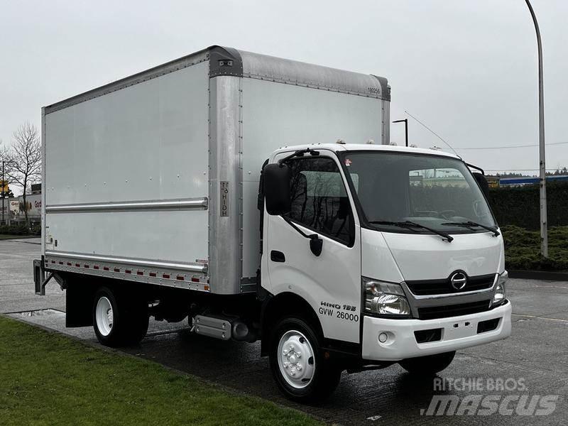 Hino 195 大型面包车