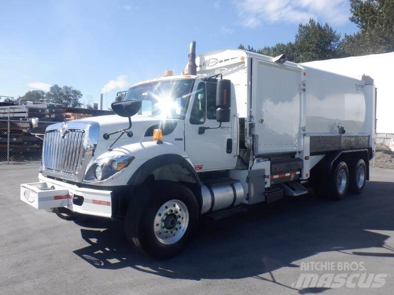 International 7400 垃圾车