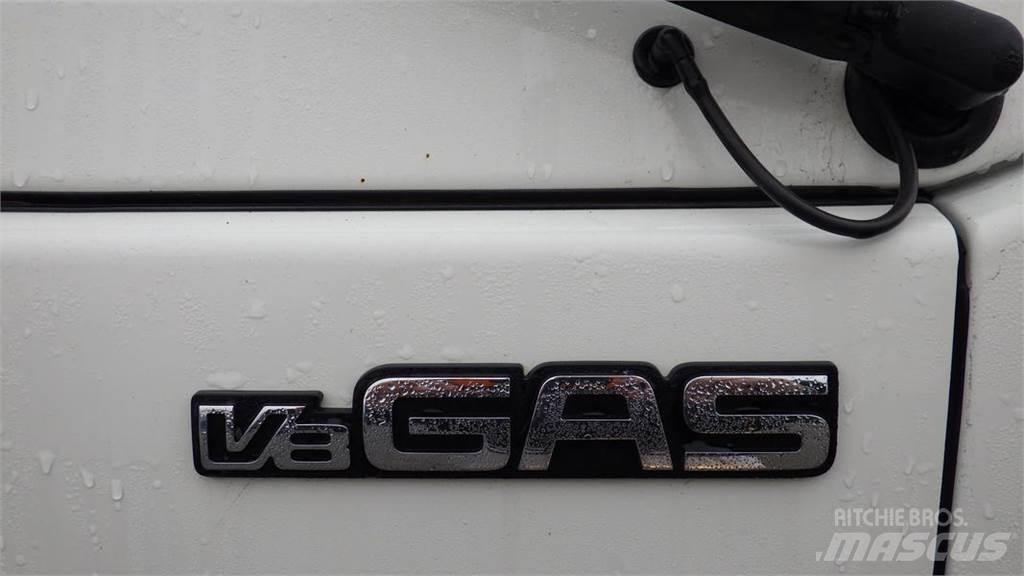 Isuzu NPR 平板栏板货车