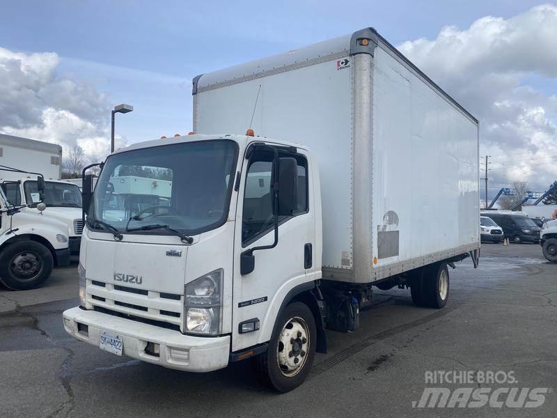 Isuzu NQR 大型面包车