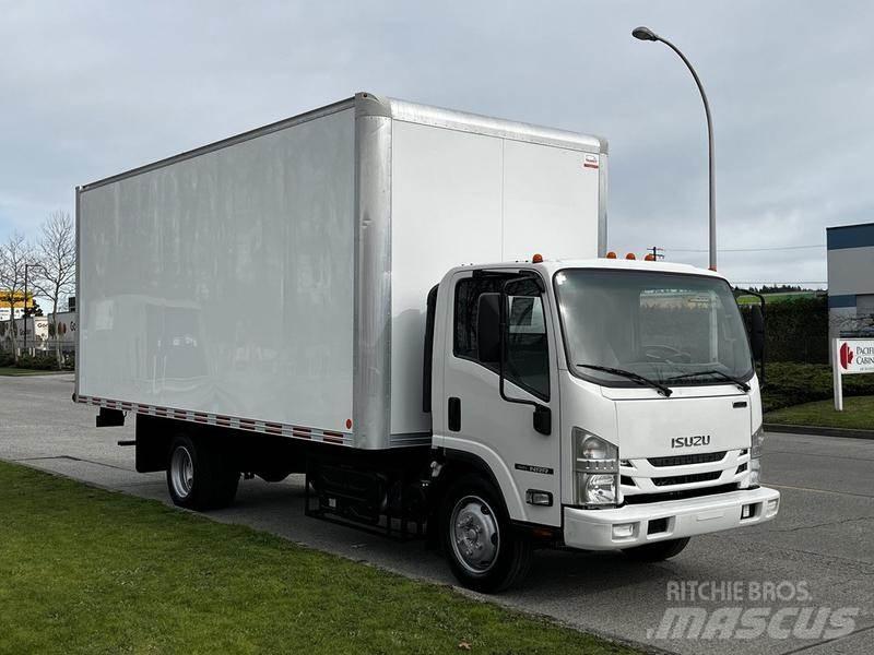 Isuzu NQR 大型面包车