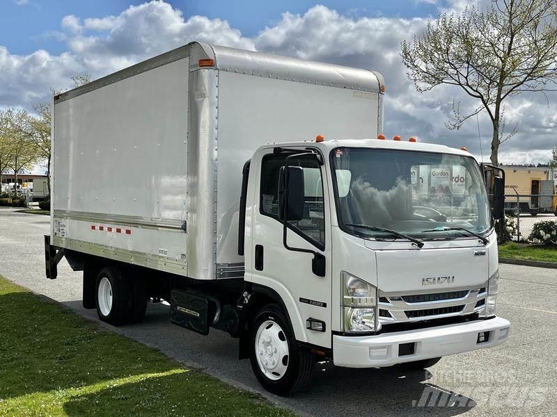 Isuzu NQR 大型面包车