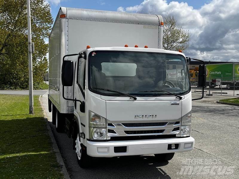 Isuzu NQR 大型面包车
