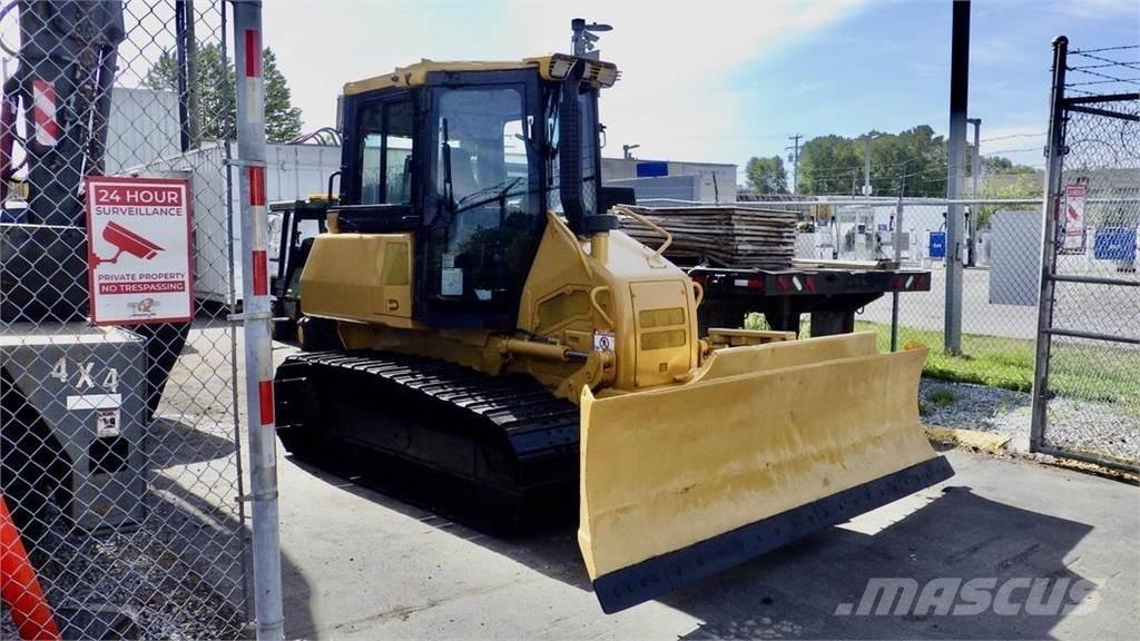 Komatsu D37PX-22 履带挖掘机