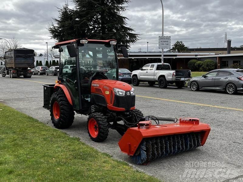 Kubota B2650 道路清扫车