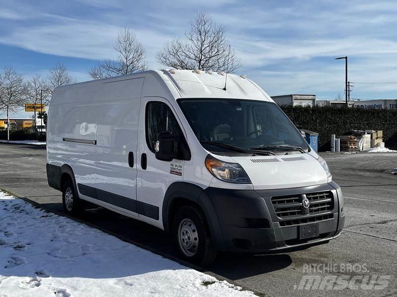RAM Promaster 大型面包车