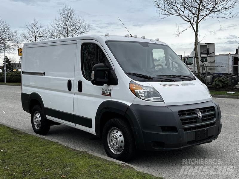 RAM Promaster 大型面包车