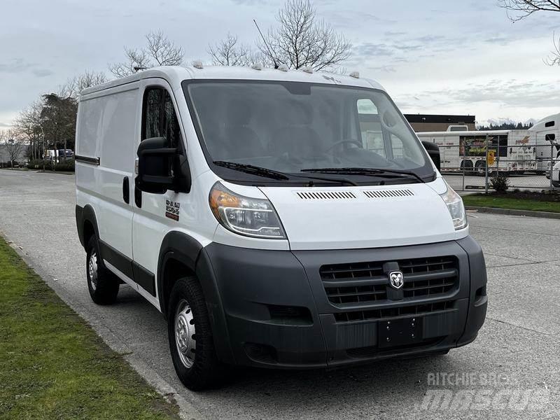 RAM Promaster 大型面包车